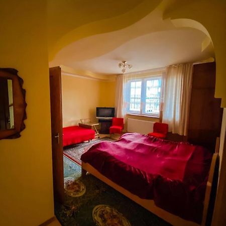 Domashnya Saduba Hotel Munkács Kültér fotó